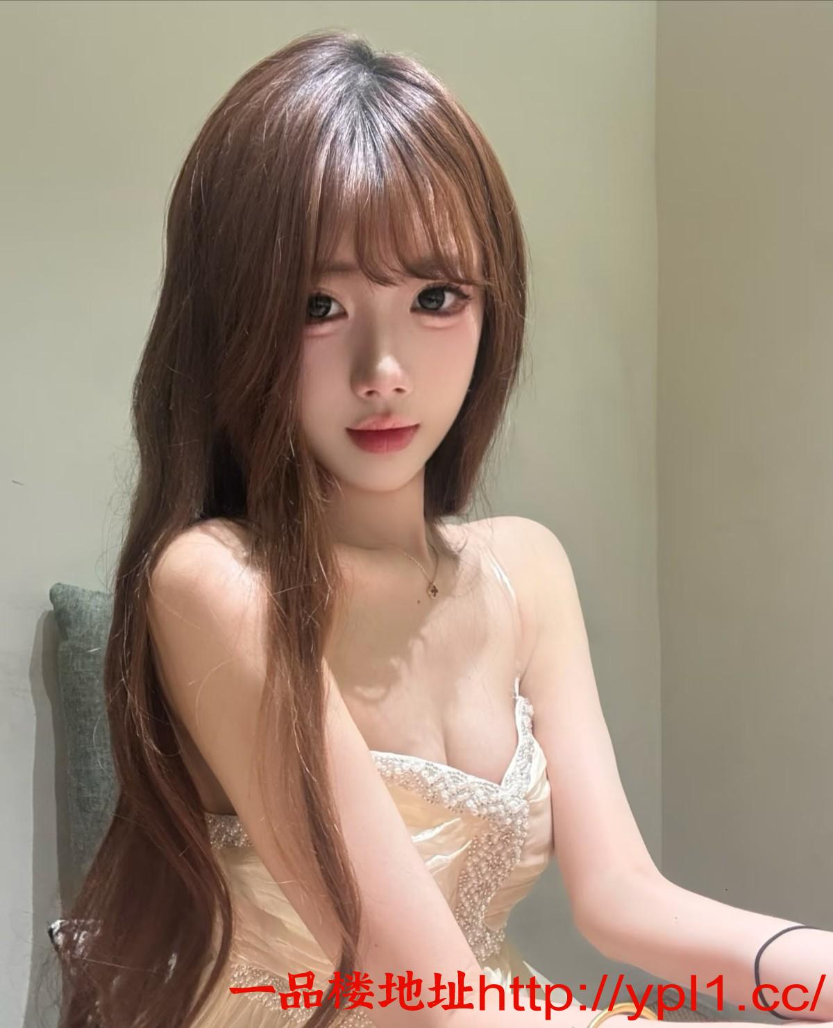 Camera_XHS_17675176141601040g008315uvd85pgs105nibakgg92dvsqcels8_EDIT_1.jpg