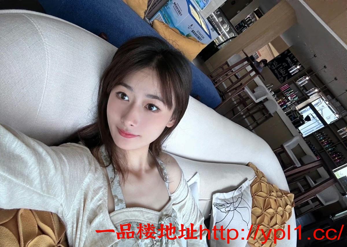 ca48d605998f48cff2193c6deecb5a9.jpg